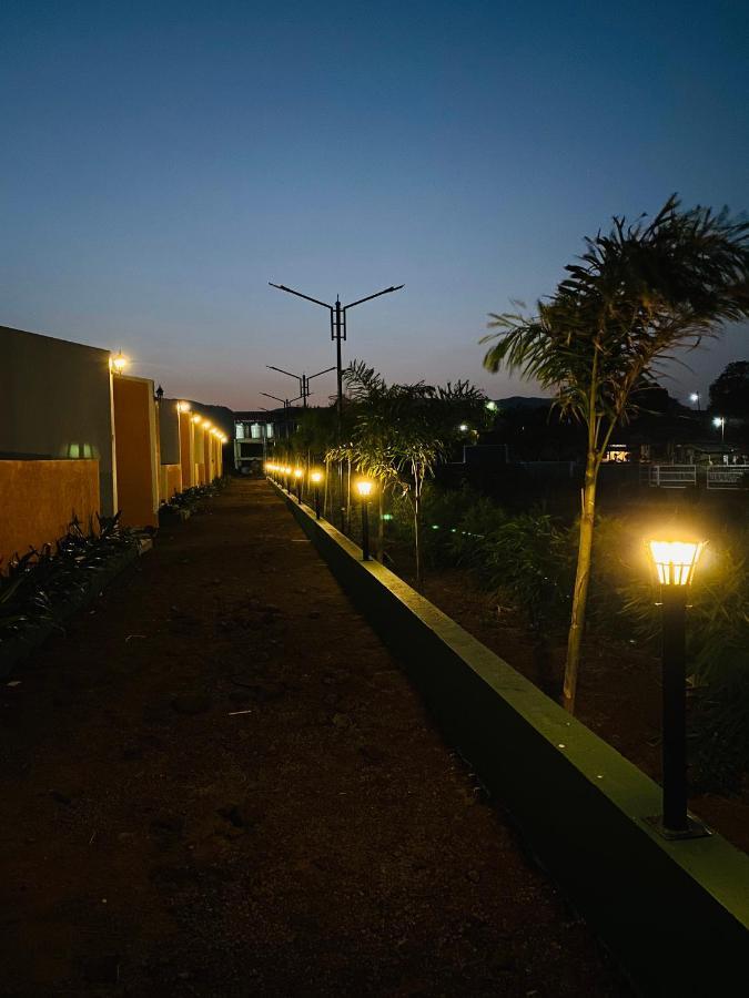 Mountain N Lake Resort Igatpuri Exterior foto